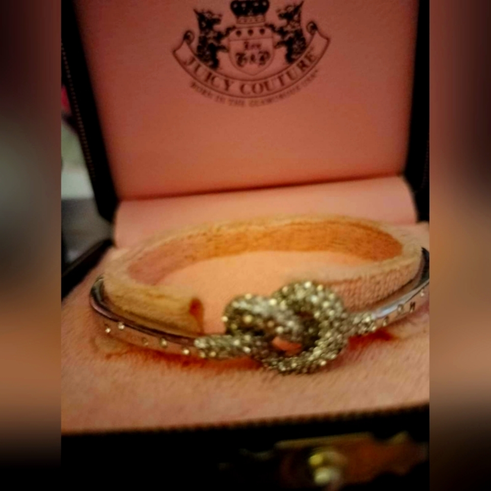 Stunning Juicy Couture Bracelet